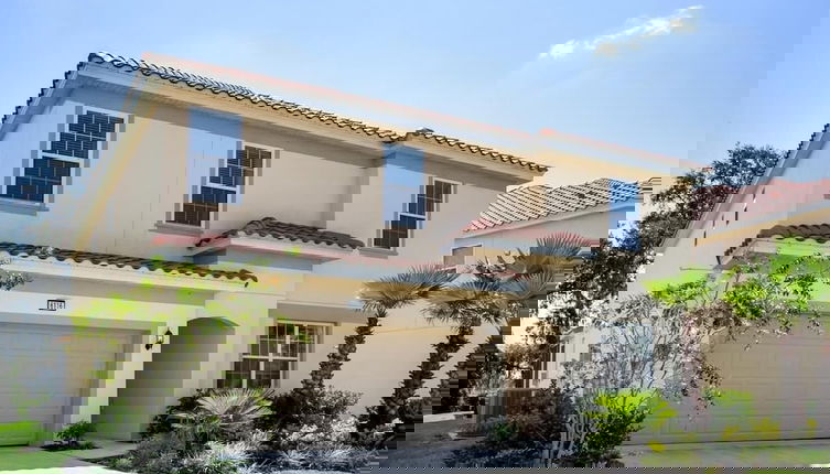 Foto 1 - Beautiful 9 bedroom pool home located in the Solterra Resort! 9 Home by RedAwning