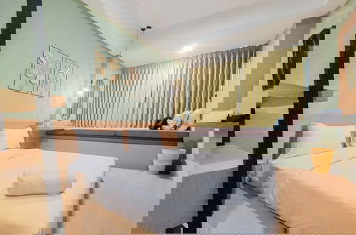Foto 5 - Good Deal And Homey Studio Collins Boulevard Apartment