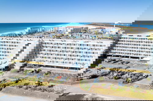Foto 52 - Seacrest 511 is a Gulf side 2 BR on Okaloosa Island by RedAwning