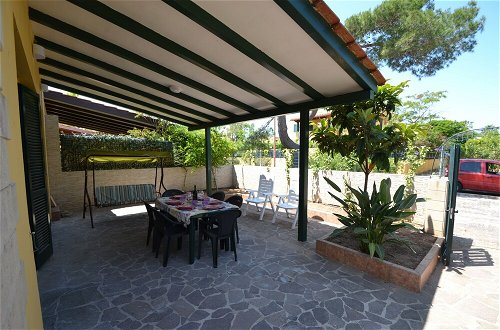 Photo 27 - Gianira Villa With Shaded Garden and Pt58 air Conditioning