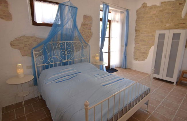 Cozy Couples Getaway w/ Wifi - Foto 4