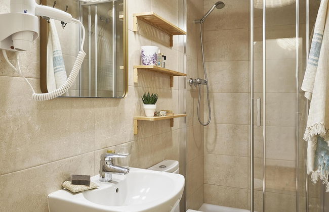 Barcelona Sants Station Apartments - Photo 21