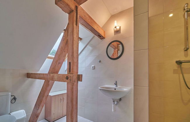 Spacious Mountain Retreat - Photo 23