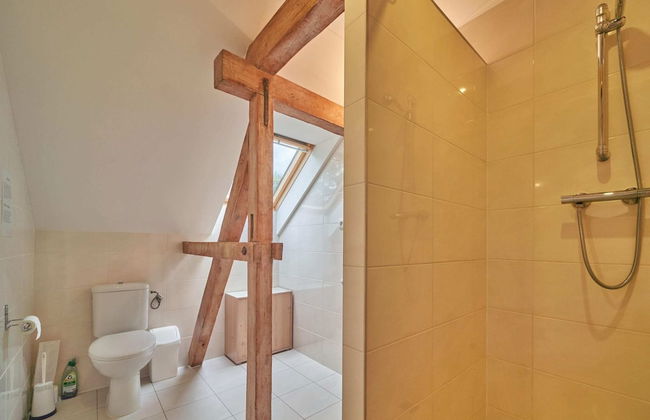 Spacious Mountain Retreat - Photo 24