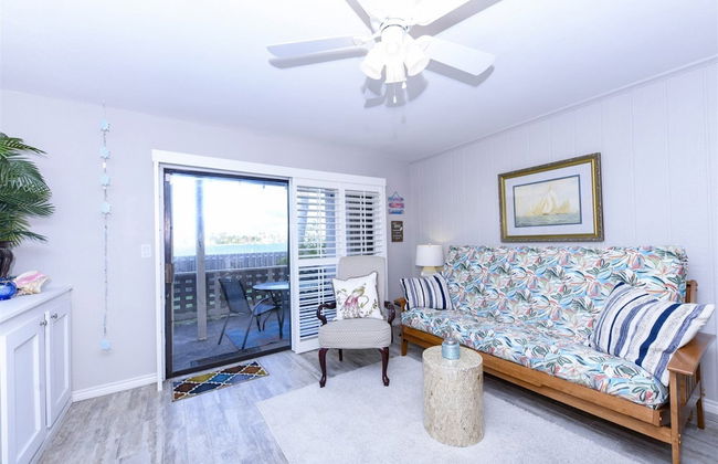 Bay House Condos - Foto 49