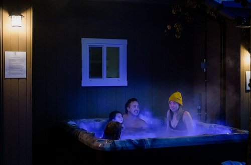 Photo 24 - Barefoot Villas Cabin 2 Moose w/ Hot Tub