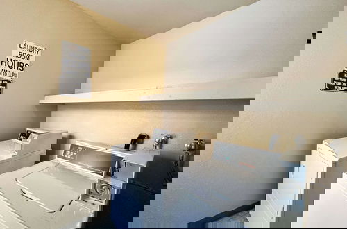 Photo 36 - Modern Cabin for 6, Near Slopes + Canyon Lodge!