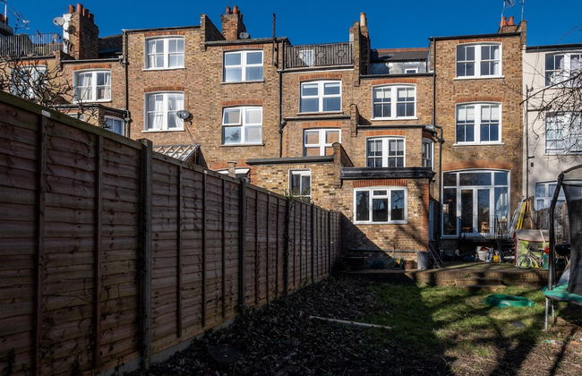 Stunning Edwardian 6 Bedroom Family Home - Foto 28