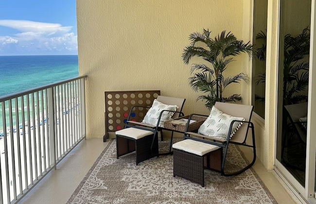 Unit 1504 2 Bedroom Condo by RedAwning - Photo 25