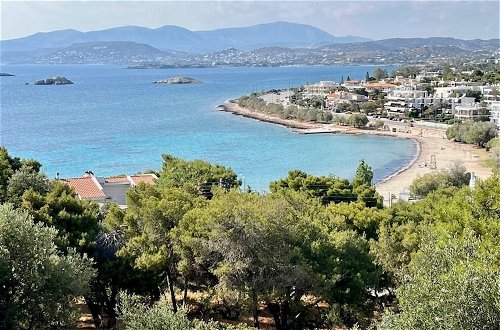 Photo 15 - Stunning View Seaside 1-bed Apartment in Saronida