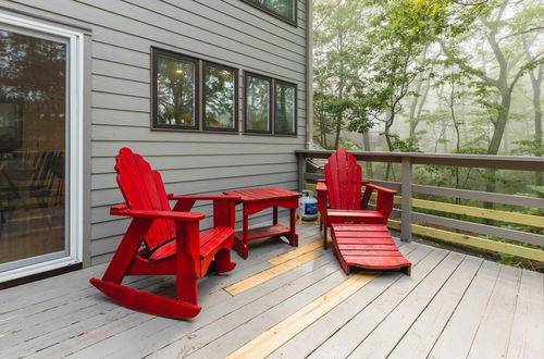 Photo 48 - Ski-in out Mountain Home-jacuzzi Sauna Wintergreen