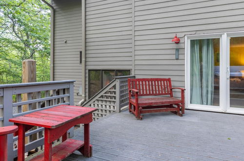 Photo 63 - Ski-in out Mountain Home-jacuzzi Sauna Wintergreen