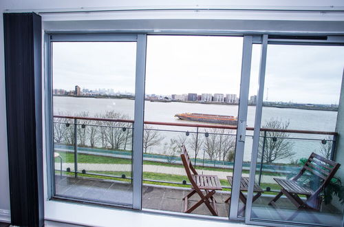 Foto 38 - Remarkable 2-bed Apartment With Sea View