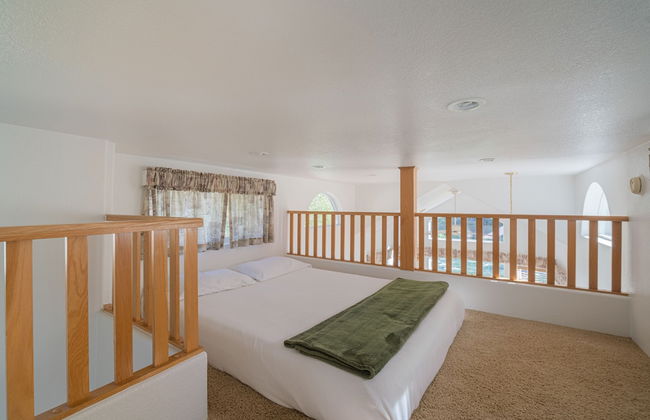 Strawhouse Resorts - Photo 4