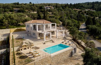 Photo 2 - Vasiliki Villa - Charming 4 BR Villa With Pool and sea Views