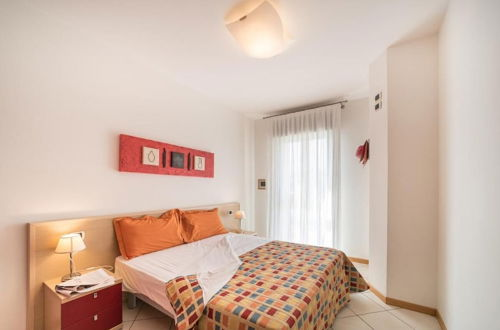 Foto 12 - Super Villaggio Planetarium Resort 1 Bedroom Apartment Sleeps 4