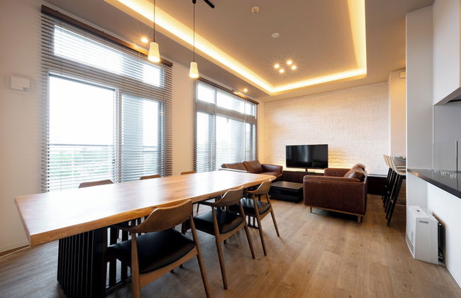 Minn Chitose - Photo 20