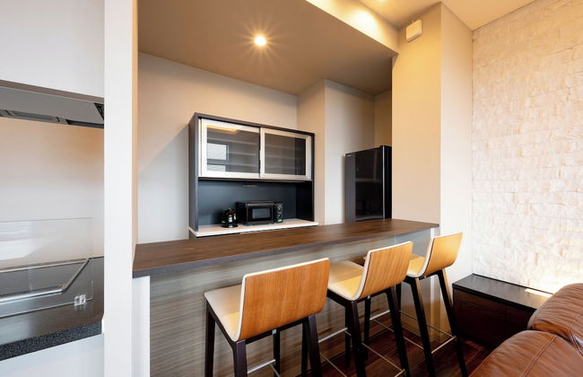 Minn Chitose - Photo 27