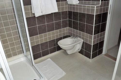 Photo 10 - Popular Double Bed & Bidet Apartment in Split