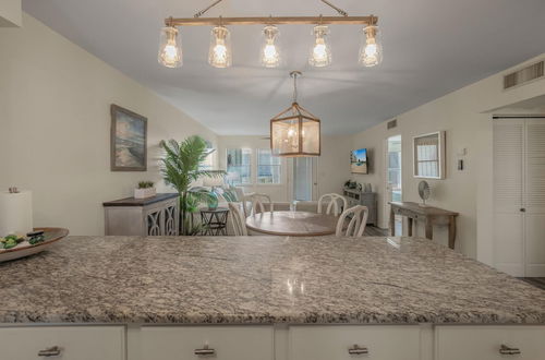 Photo 13 - Jubilee Landing Condo in Heart of Orange Beach