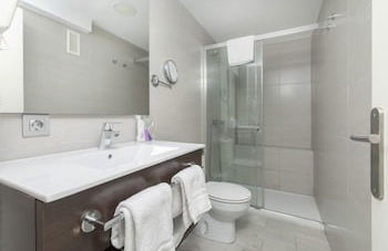 Sand Beach Apartments - Photo 18