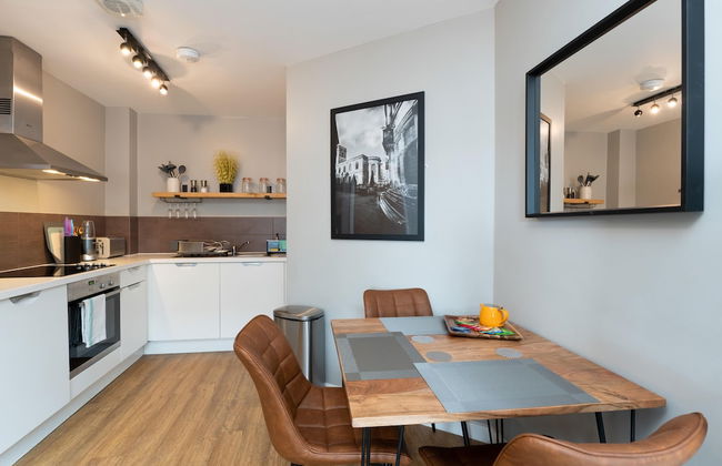 High Street Town House - Foto 28