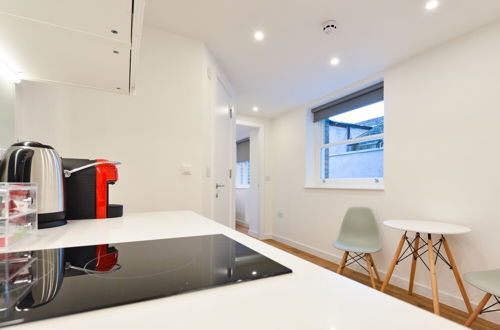 Photo 17 - West Hampstead Serviced Apartments by Concept Apartments