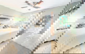Foto 3 - Beachside Villas 814
