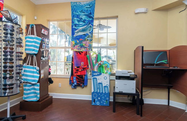 Mickey's Hide Away Screened-in Pool - Photo 46