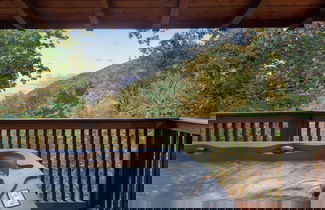 Foto 2 - Cozy Bear Lodge
