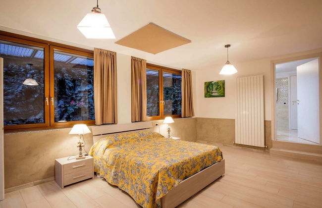 Lakeside Mansion With Pool - Foto 7