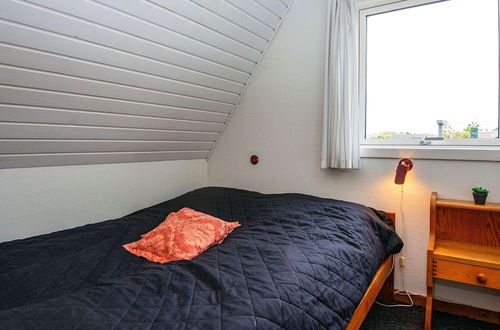 Foto 10 - 6 Person Holiday Home in Hvide Sande