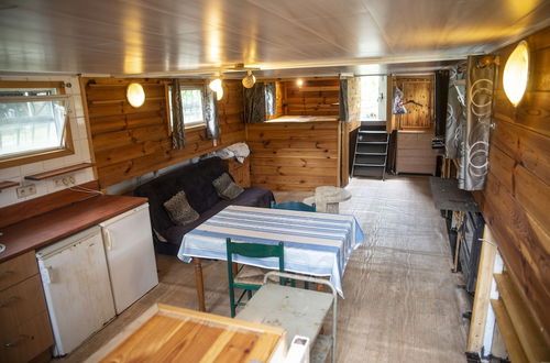 Photo 4 - Comfy Houseboat in Florennes Next to the Forest