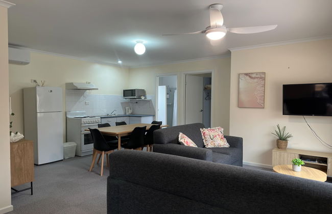 Port Vincent Motel & Apartments - Photo 43