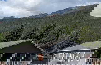 Foto 1 - NEW 3bed 2bath With Creek and Open Spaces