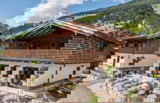 Photo 1 - The Village - Chalet Farmhouse