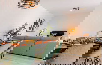 Foto 3 - Beautiful Apartment With Parking Close to the sea