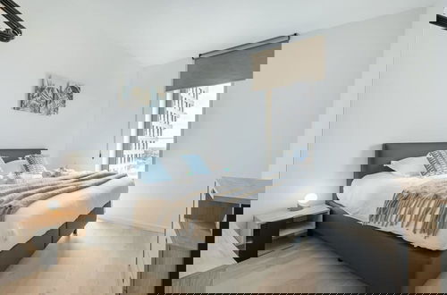 Foto 15 - Modern Apartment With Sunny and Large Terrace