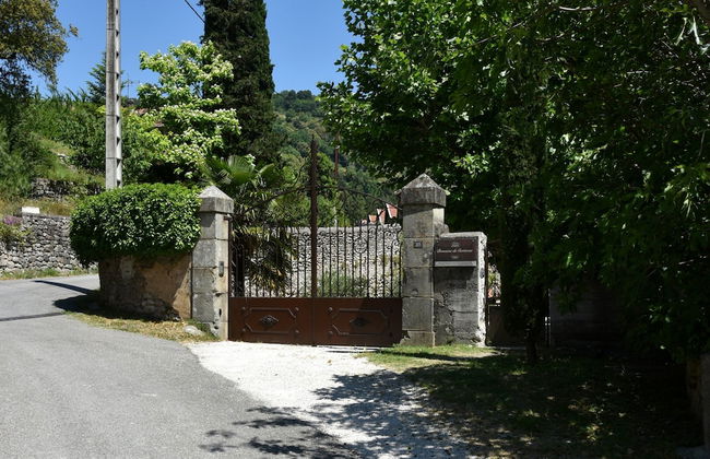Lovely House With Grass Garden, Shared Swimmingpool, Next to the River Ardeche - Foto 71