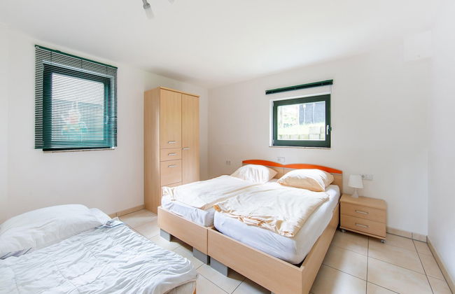 Spacious Semi-detached House With Wood Stove Located Directly on the Rennsteig - Foto 4