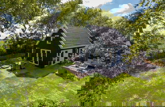 Foto 3 - Holiday Home in Vrouwenpolder With Garden