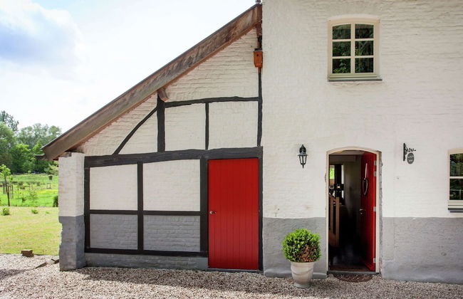 Stunning Holiday Home Near Forest in Slenaken - Foto 3
