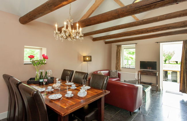 Stunning Holiday Home Near Forest in Slenaken - Foto 59