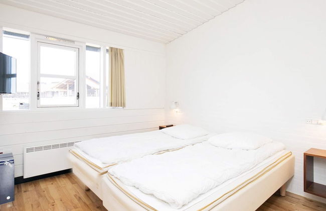 6 Person Holiday Home on a Holiday Park in Saeby - Foto 22