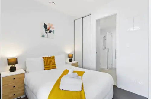 Photo 2 - Lovely Bright Apartment - Central Takapuna