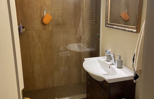 Cozy apt Within Walk Distance to Center and Beach - Foto 10