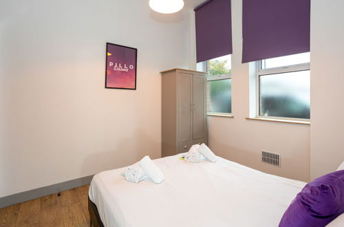 Foto 15 - Pillo Rooms Serviced Apartments- Salford