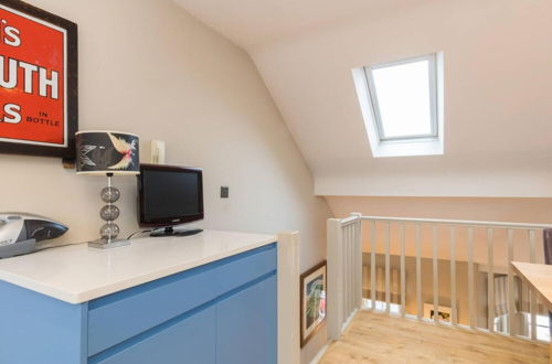 Photo 21 - Marvellous 1 bed Fulham Apt w Terrace