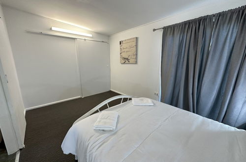 Photo 3 - Armidale St Apartments