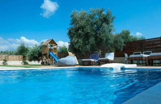 Foto 2 - Villa Prima - With Private Heated Pool